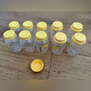 Medela Breast Milk Storage Bottle Bundle – 5 oz – Set of 10 + Extra Cap